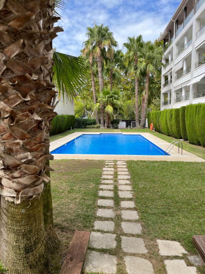 Amplio Apartamento Con Acceso Directo A Piscina Platja d'Aro Exterior photo